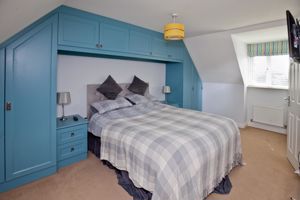 Bedroom (1)- click for photo gallery